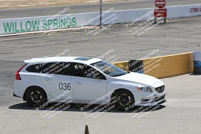 media/May-18-2022-Open Track Racing (Wed) [[f96b7d3cf4]]/Around the Pits/